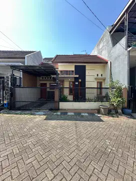 DIJUAL RUMAH SIGURA-GURA KOTA MALANG COCOK UNTUK KOST DEKAT KAMPUS UB