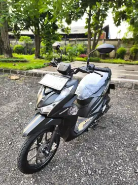 Bissmillah dijual motor Honda beat street 2023 istimewa.