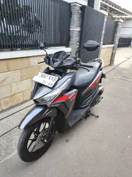 Bissmillah dijual motor Honda Vario LED old 150cc 2015 istimewa