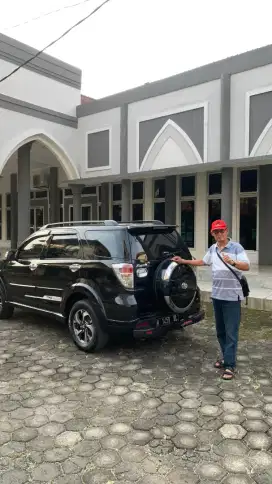 Toyota rush tipe tertinggi