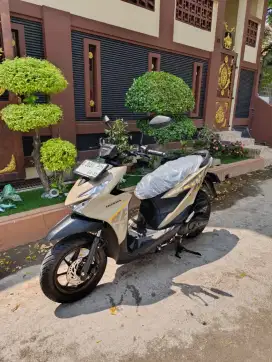 Bissmillah dijual motor Honda beat street like new 2025 istimewa
