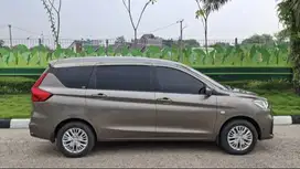 Suzuki Ertiga  GL MT 2022