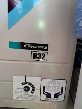 AC inverter 1/2 PK merk Daikin & Midea - Ex Resto