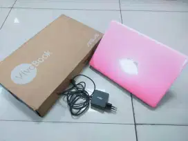 Dijual asus pink Layar 12inch siap pakai SUDAH SSD COD bogor kota