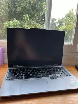 LAPTOP tanpa dus LENOVO LOQ RTX 3050 6GB RAM 20GB PENYIMPANAN 512GB