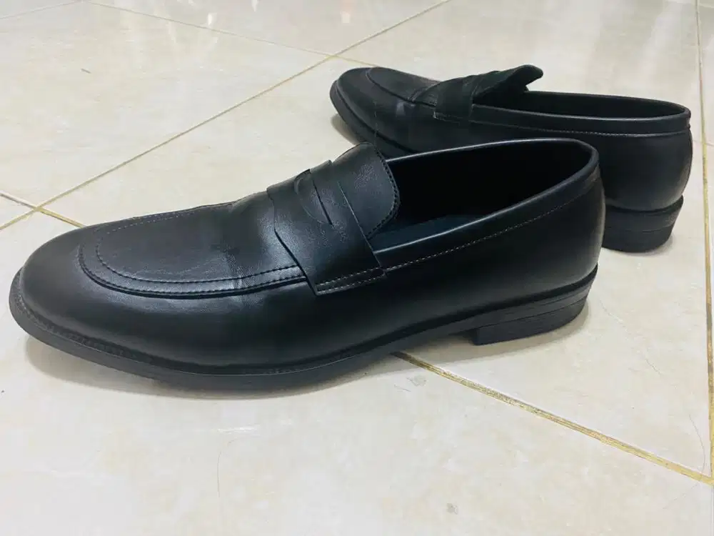Dijual - Sepatu Pantofel (Yongky Komaladi)