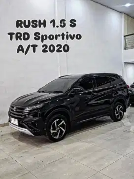 RUSH 1.5 TRD Automatic 2020 / 2021 hitam toyota sportivo