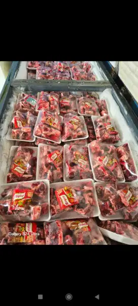 Tulang sapi berat -+1kg buat bikin sop dll