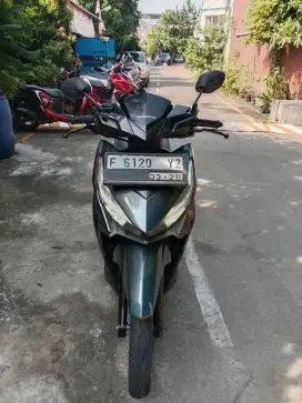Dijual motor Honda Vario 125 cbs 2018