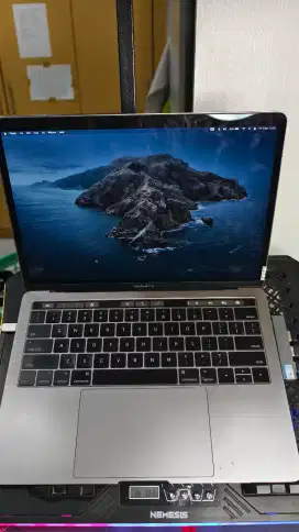 Dijual MacBook Pro Retina 2017 i5 16gb 512gb