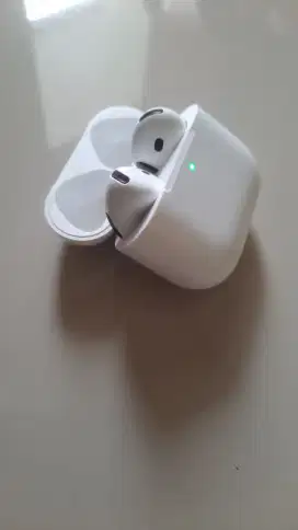 Apple Airpod 4th gen ANC second