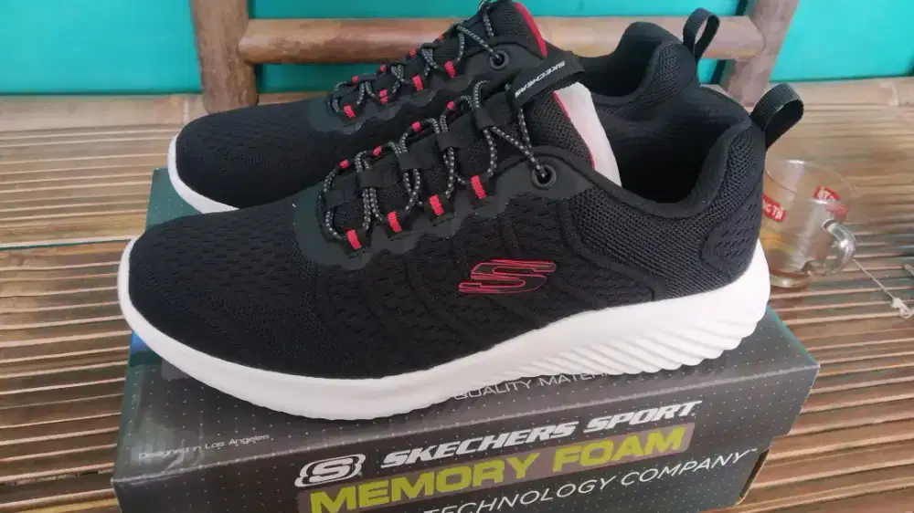 Sepatu Baru Pria 43 Skechers Vegan
