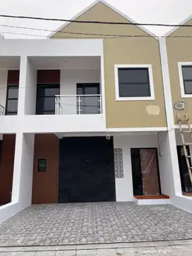 Disewakan Rumah Baru 2 Lantai Mewah di JATIRANGGON, dekat Labschool