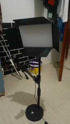 TNW 11 Inch flat lamp