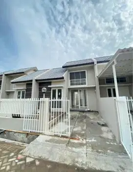Rumah baru sby timur dekat merr rungkut