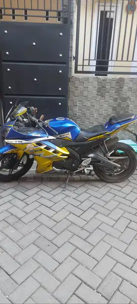 Dijual YAMAHA R15 TAHUN 2014