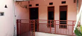 DISEWAKAN RUMAH