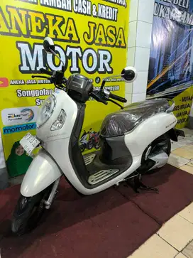 Scoopy Prestige 2023 AJM