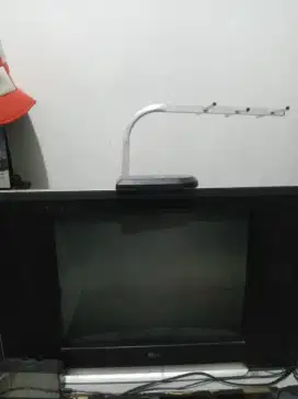 JUAL TV TABUNG LG 21 INCH + STB ANTENA,KELENGKAPAN REMOTE,