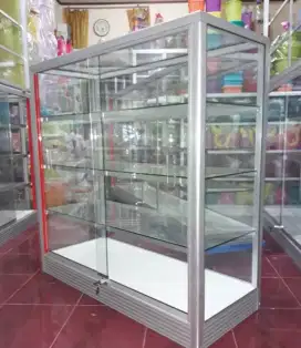 Etalase 1Mx1M Buat Perlengkapan Usaha
