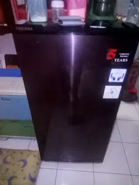 Jual kulkas Toshiba