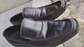 Sepatu merk ANDREW...