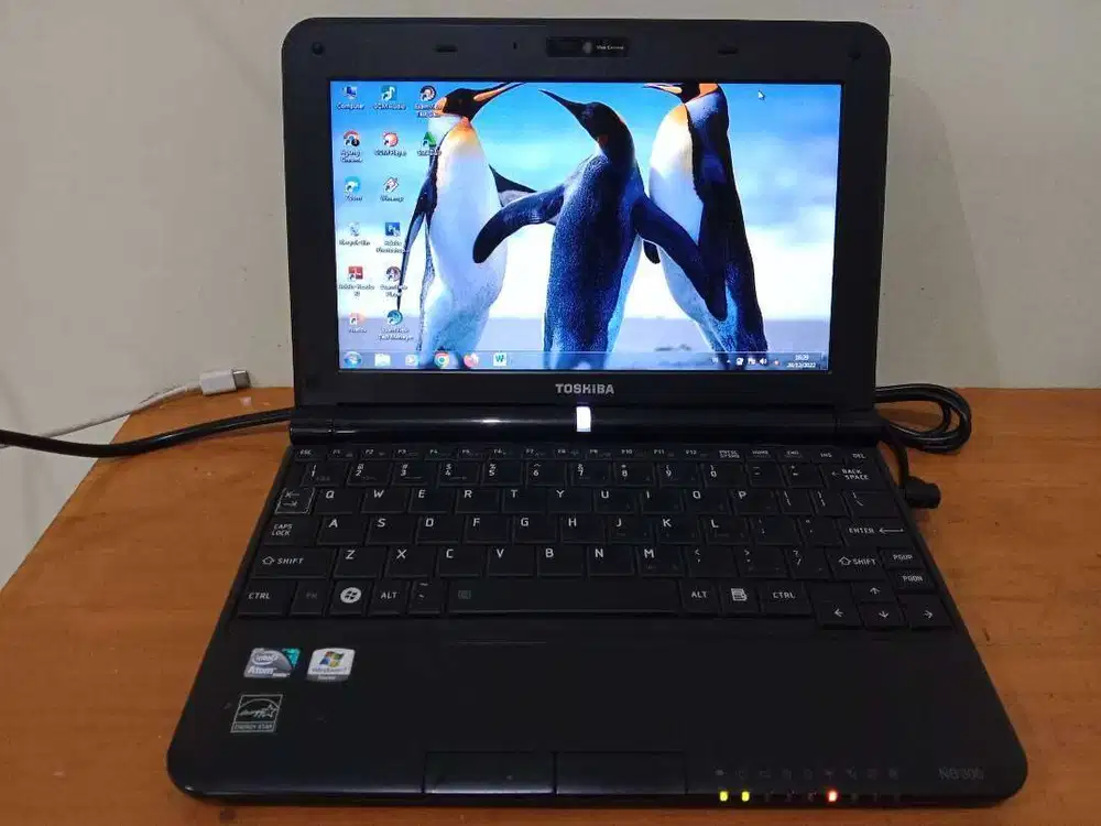 Dijual Laptop Thosiba NB300