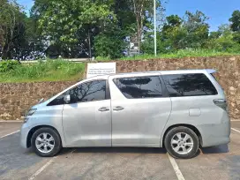 Toyota Vellfire Termurah !!