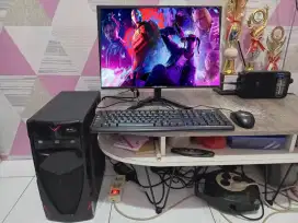 PC GAMING DESIGN + LCD + RAM 8 GB + VGA 1 GB + HD 500 GB + GAMES APP