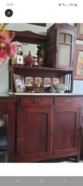 Dijual cepat 1 lemari mj marmer antik