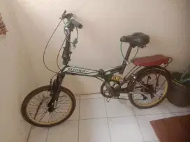 Sepeda lipat Element