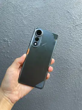 Tecno Pova Curve 5G Hitam 8/256GB Infinix Note 50s Gaming Amoled 144Hz