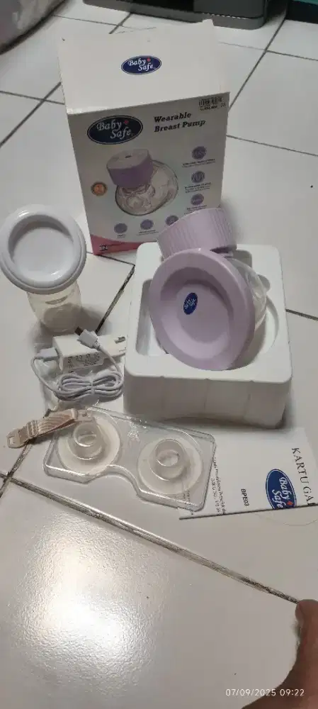 Breast pumping (pompa asi elektrik)