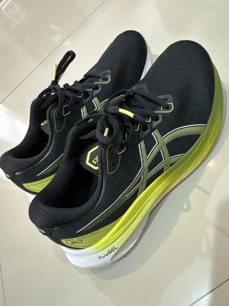 ASICS Gel Kayano 30 size 42