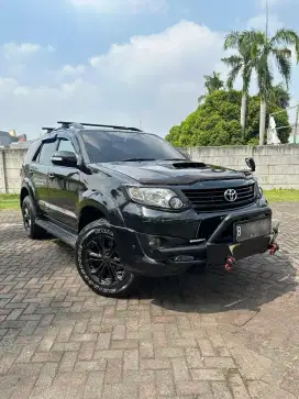 Toyota Fortuner VNT TRD 2014 AT