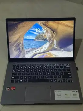 Laptop Asus AMD Ryzen 3