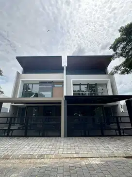 Dijual Rumah Minimalis Modern Graha Natura Surabaya Barat Baru Gress