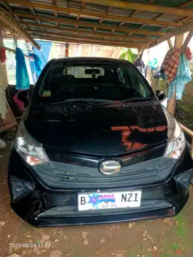 Daihatsu Sigra 2020 1000cc MT KM Rendah pribadi