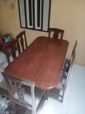 1 Set Meja makan 6 kursi