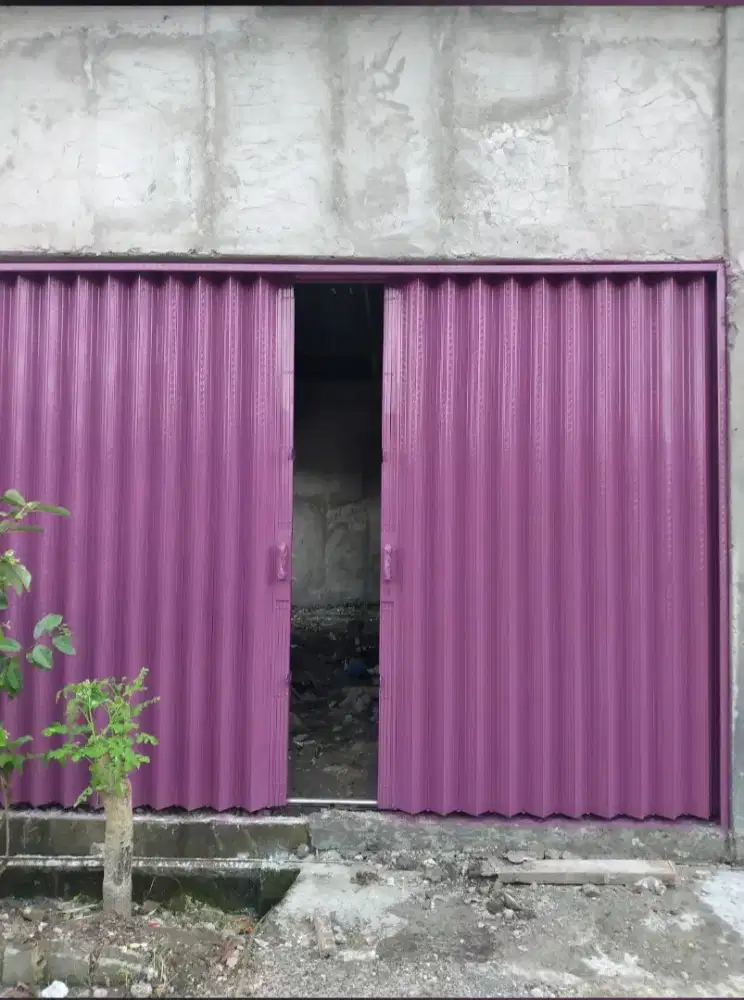 Ruko folding gate bisa rekues warna dan ukuran Dll