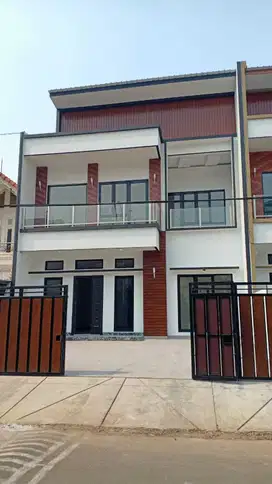 Dijual Cepat Rumah siap huni di Nusaloka Bsd Serpong