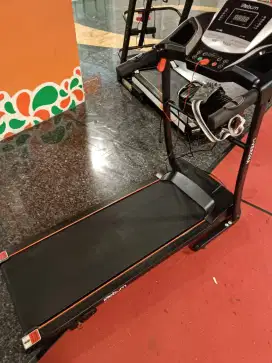 Promo treadmil eletrik 2in1 bekas display toko