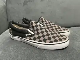 Sepatu Vans Slip-On Checkerboard Original – Size 42