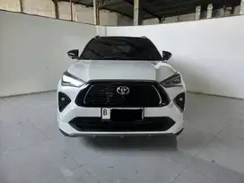 Toyota Yaris Cross GR TSS Hybrid AT ( Matic ) 2023 Putih Low km 23rban