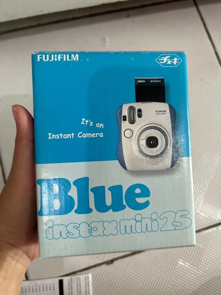 Fujifilm blue instax mini 25