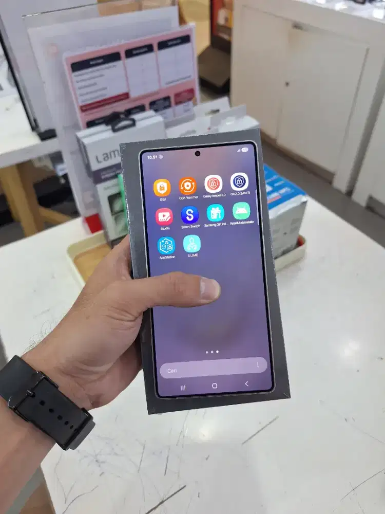 Samsung Galaxy S25 Ultra – Free TV Samsung