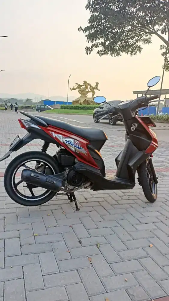 JUAL MOTOR BEAT 2011