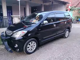 Toyota Avanza Matic 2009