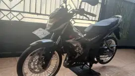 Honda sonic 150R