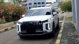 Hyundai palisade signature 2023 putih sunroof